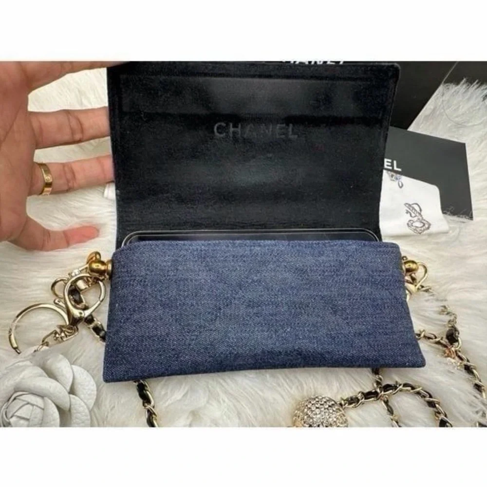 Extremely Rare Chanel Denim Quilted Sunglasses Case Crossbody Purse - Picture 3 of 12